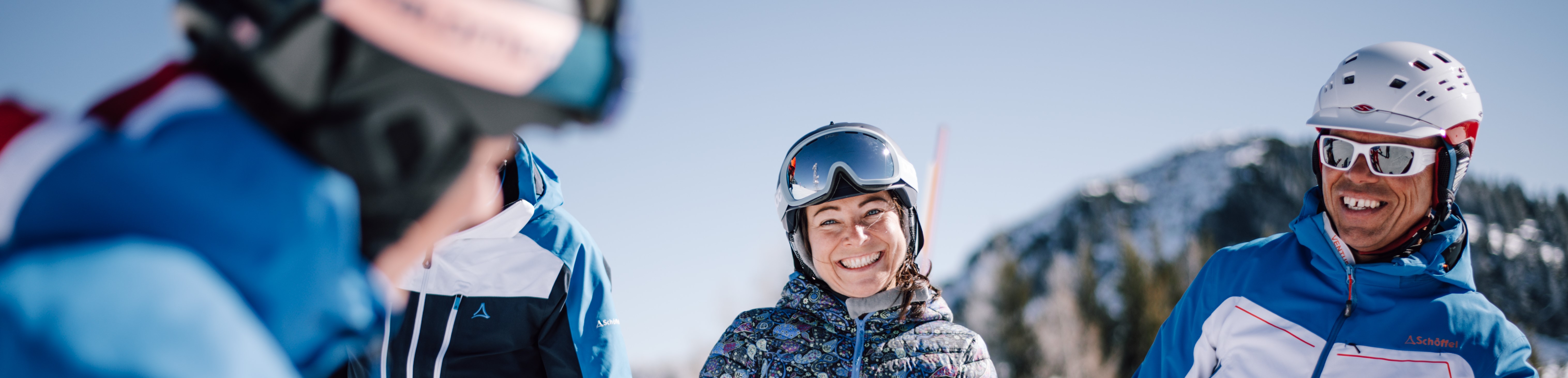 Skischule Lofer Salzburg Jugendlichen Skikurs Skiverleih Winter